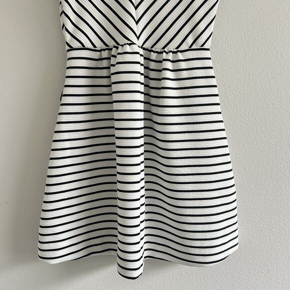 Anthropologie Maeve Mitred Diamond Stripe Dress Pleated FIt+Flare Pockets Size 8 - Picture 7 of 16